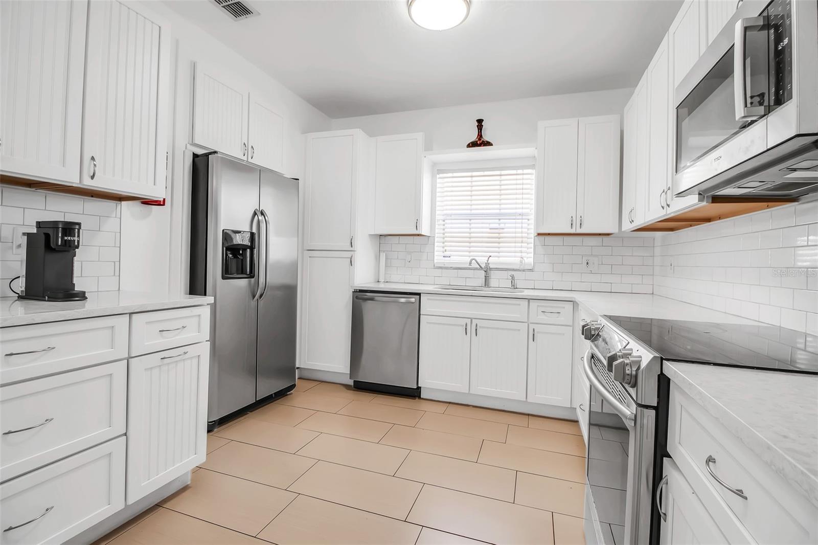 508 HOWARD CT, SARASOTA, FL, 34236