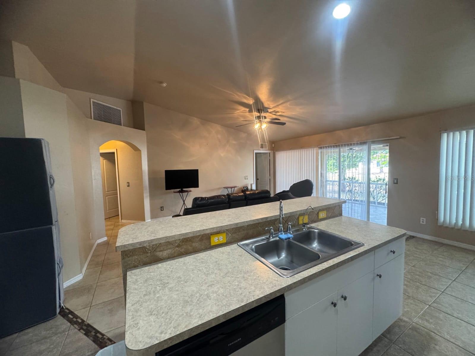 829 ANZA AVE, LEHIGH ACRES, FL, 33971