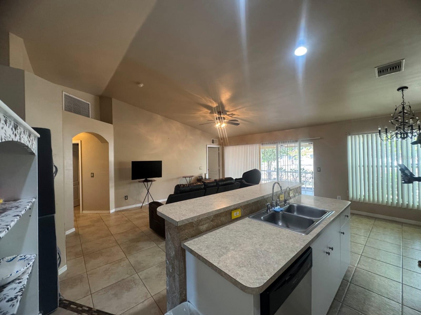 829 ANZA AVE, LEHIGH ACRES, FL, 33971