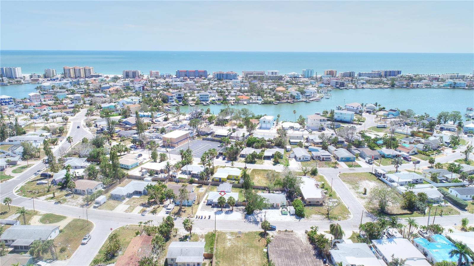 14026 E PARSLEY DR #B, MADEIRA BEACH, FL, 33708