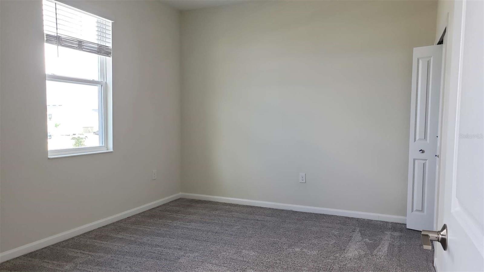 725 OCEAN COURSE AVE, DAVENPORT, FL, 33896