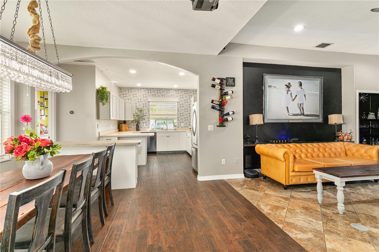 2623 GABLES DR, EUSTIS, FL, 32726