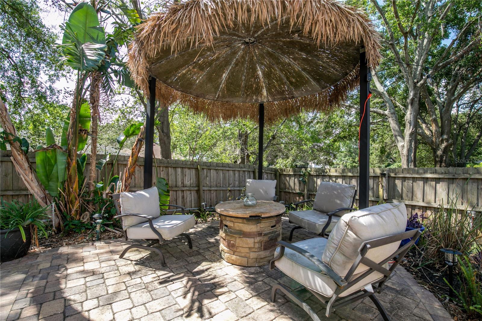 2623 GABLES DR, EUSTIS, FL, 32726