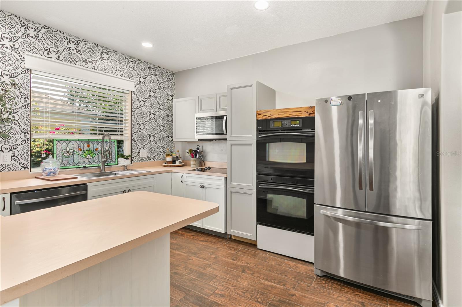 2623 GABLES DR, EUSTIS, FL, 32726