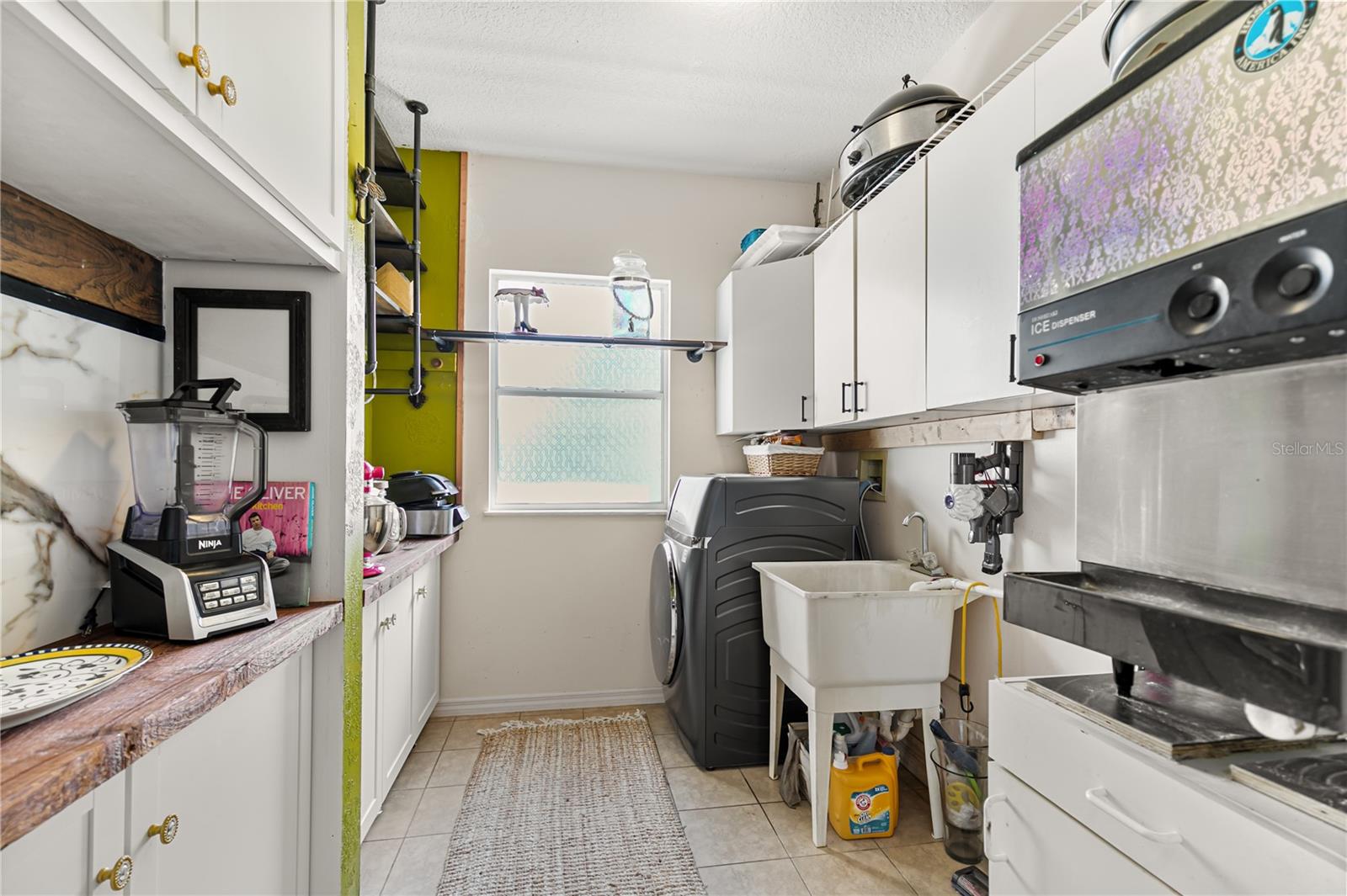 2623 GABLES DR, EUSTIS, FL, 32726