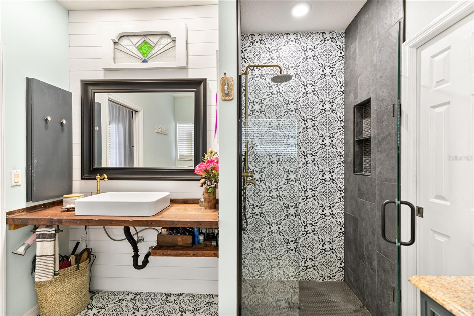 2623 GABLES DR, EUSTIS, FL, 32726