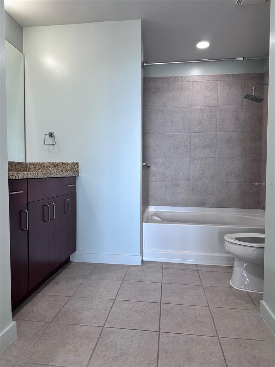 155 S COURT AVE #2403, ORLANDO, FL, 32801