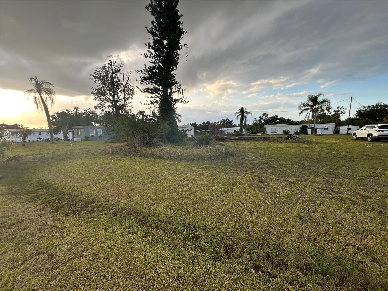 35791 WASHINGTON LOOP RD, PUNTA GORDA, FL, 33982