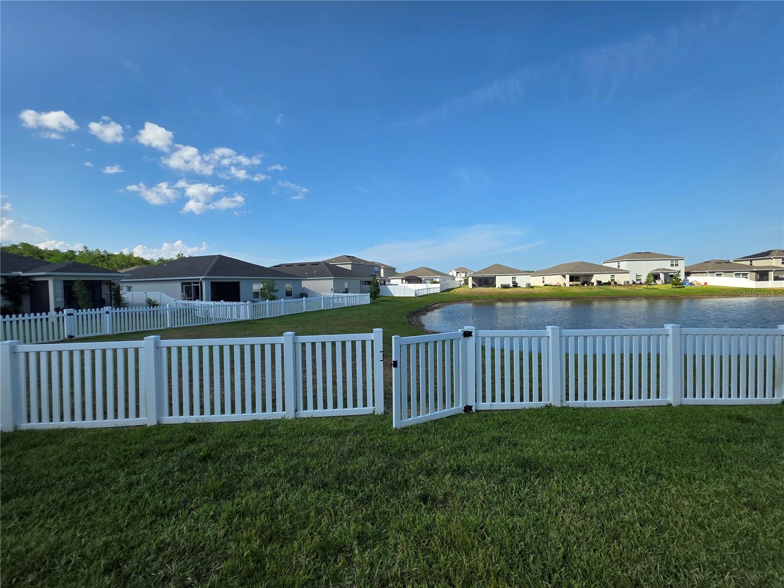 542 PINE TREE BRIDGE TRL, ST CLOUD, FL, 34772