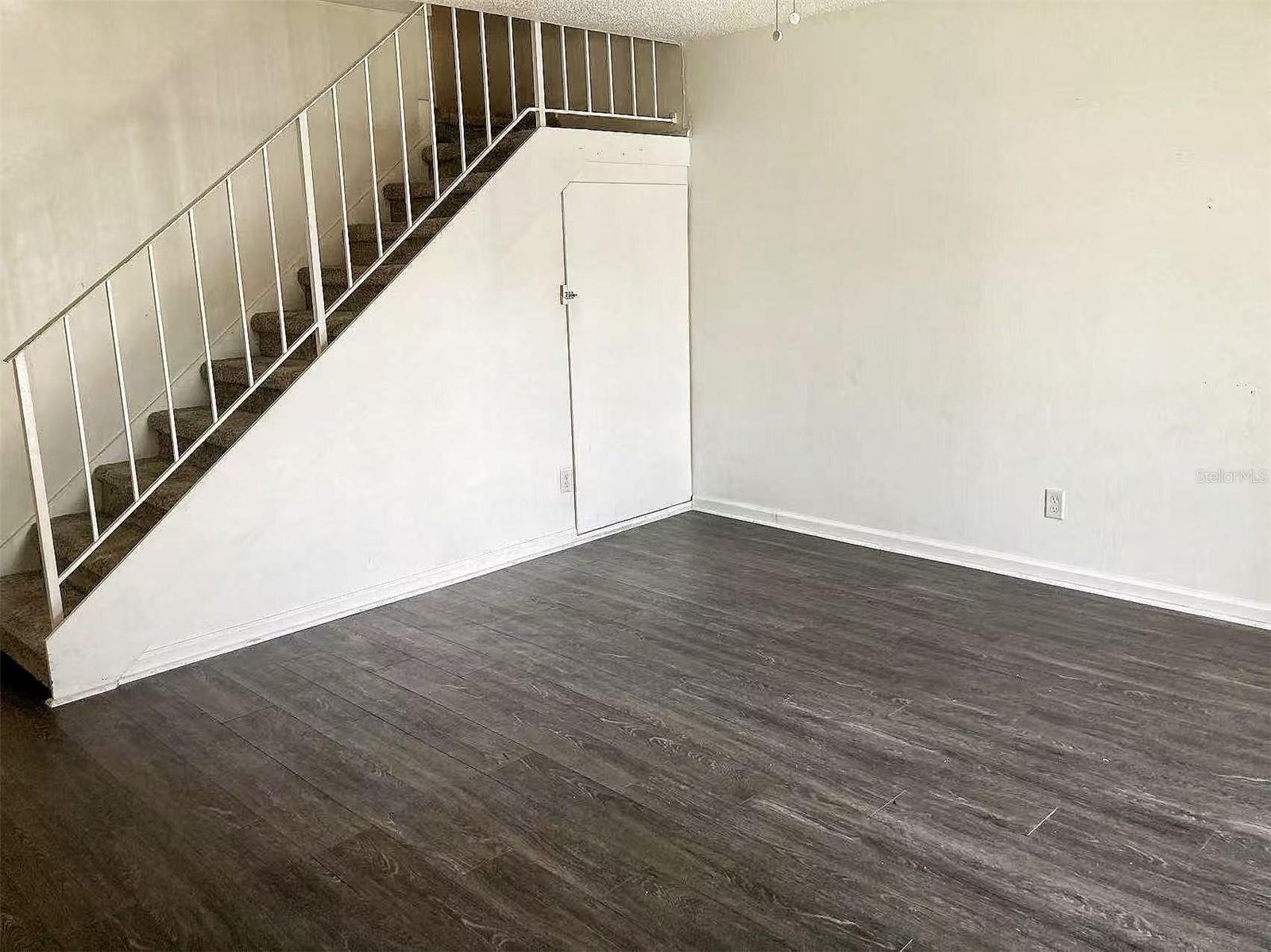 14456 REUTER STRASSE CIR #713, TAMPA, FL, 33613