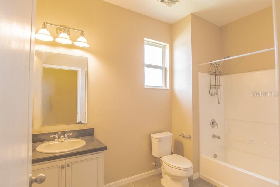 2556 NEEDLEPOINT ST, KISSIMMEE, FL, 34741