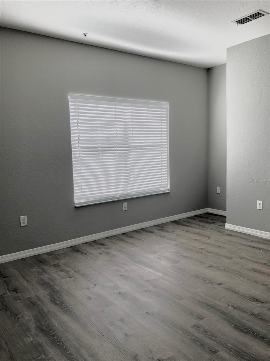 2586 GRAND CENTRAL PKWY #1, ORLANDO, FL, 32839