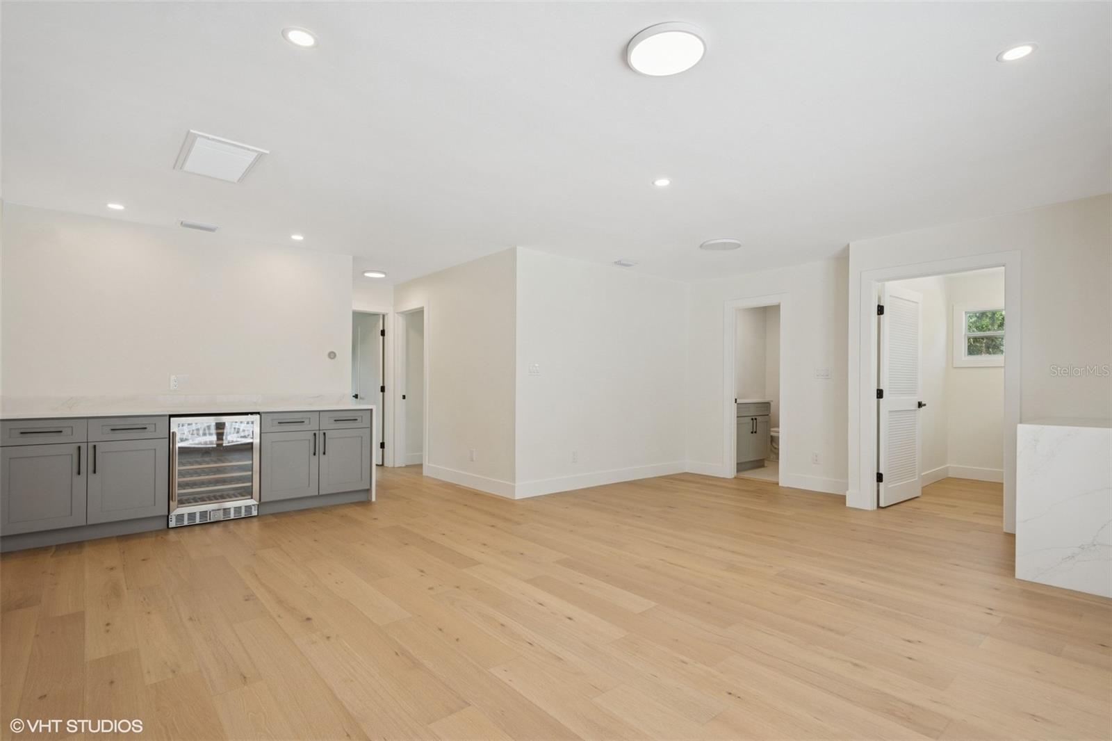 2655 BAY ST, SARASOTA, FL, 34237