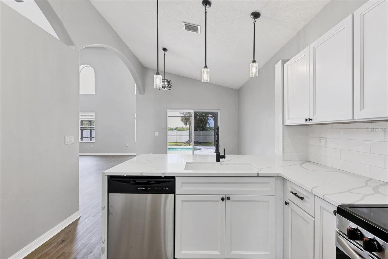 5561 BURNT BRANCH CIR, SARASOTA, FL, 34232