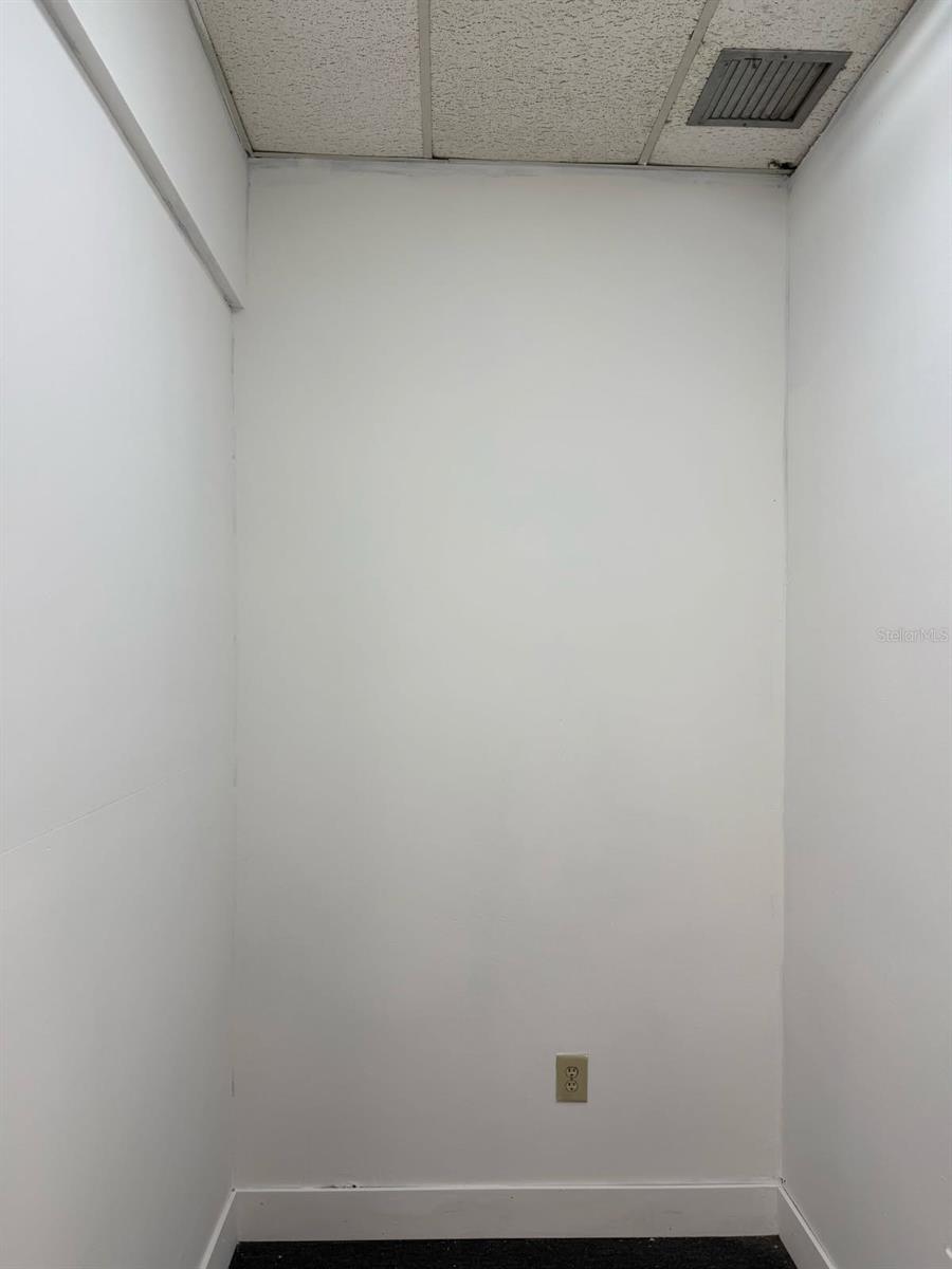 DIXIE HWY ADD, ORLANDO, FL, 32809