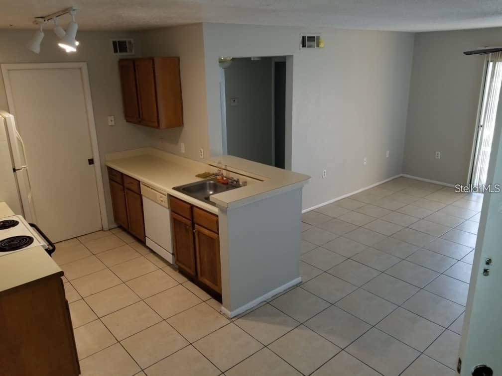 5267 IMAGES CIR #102, KISSIMMEE, FL, 34746