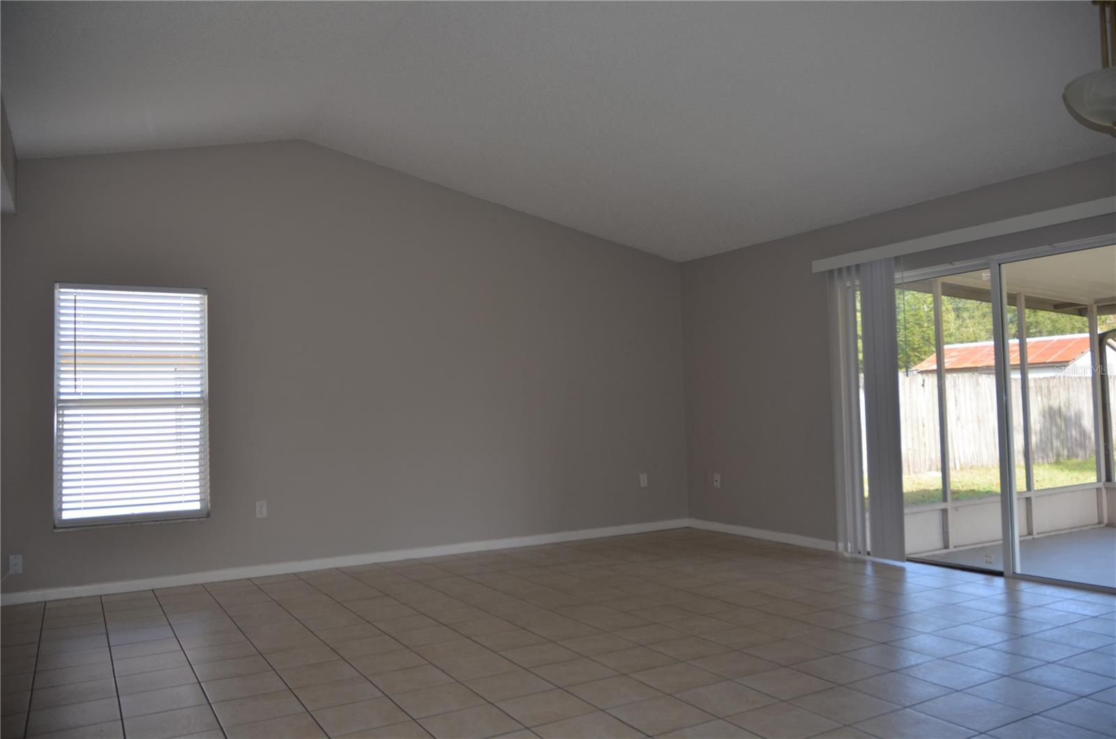 2887 N BERMUDA AVE, APOPKA, FL, 32703