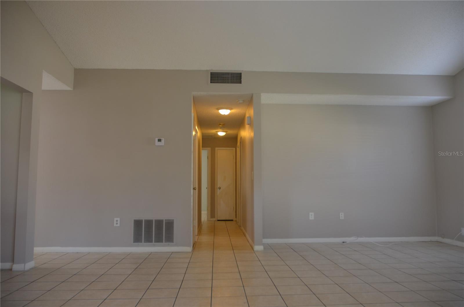 2887 N BERMUDA AVE, APOPKA, FL, 32703