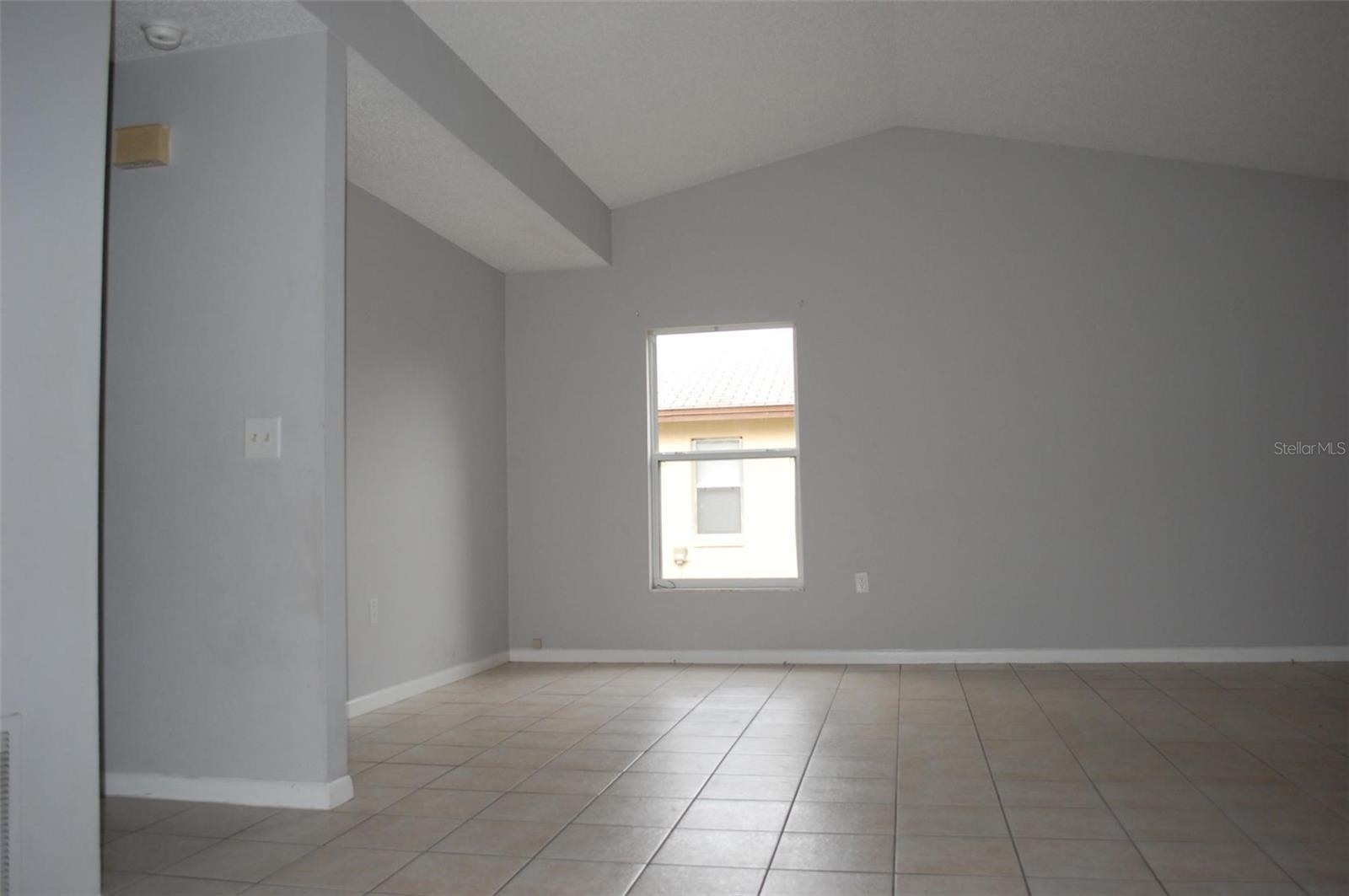 2887 N BERMUDA AVE, APOPKA, FL, 32703