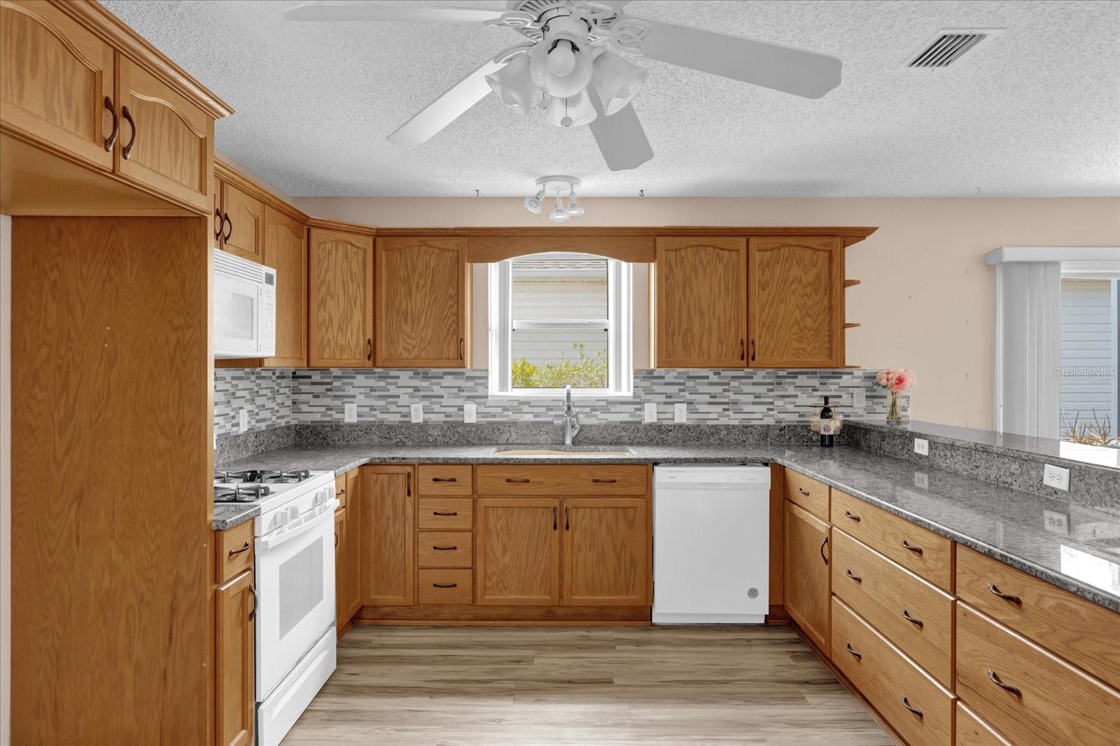 8932 SE 168TH SEDGWICK PL, THE VILLAGES, FL, 32162