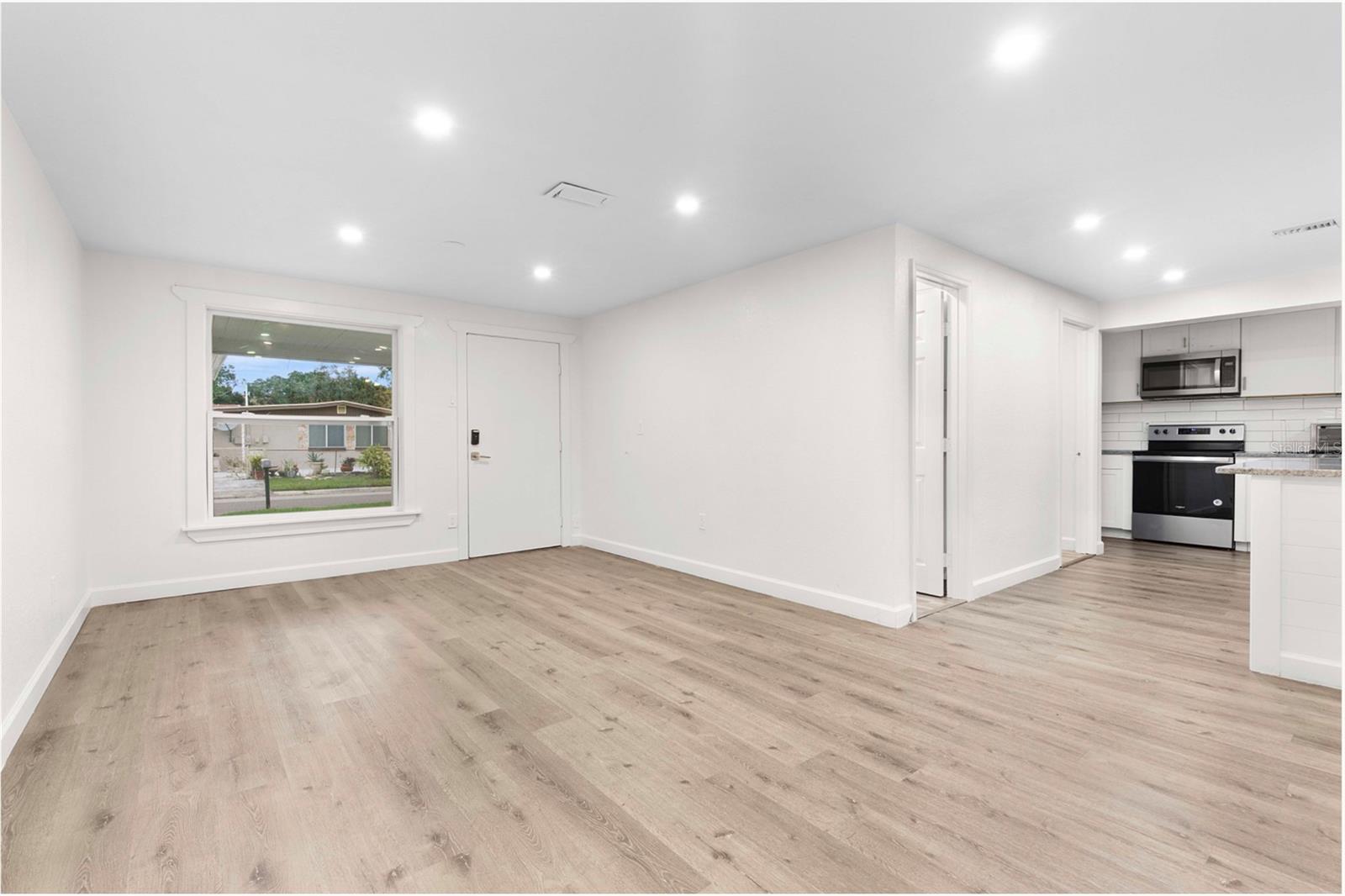 6612 W CHELSEA ST, TAMPA, FL, 33634