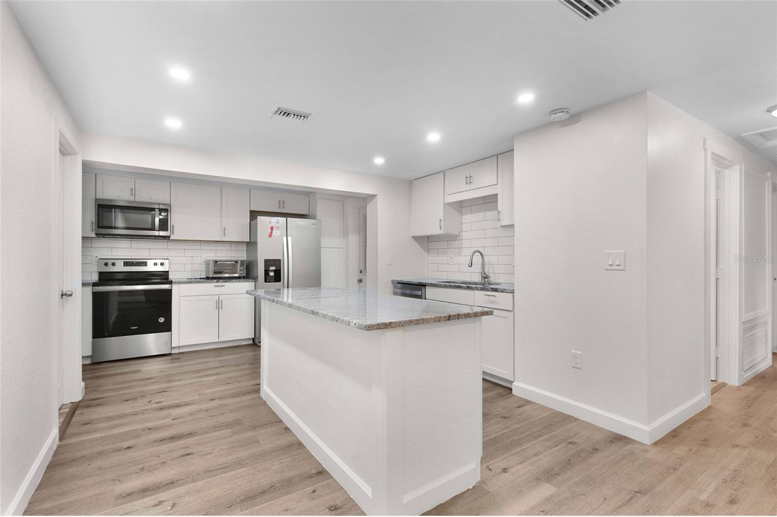 6612 W CHELSEA ST, TAMPA, FL, 33634