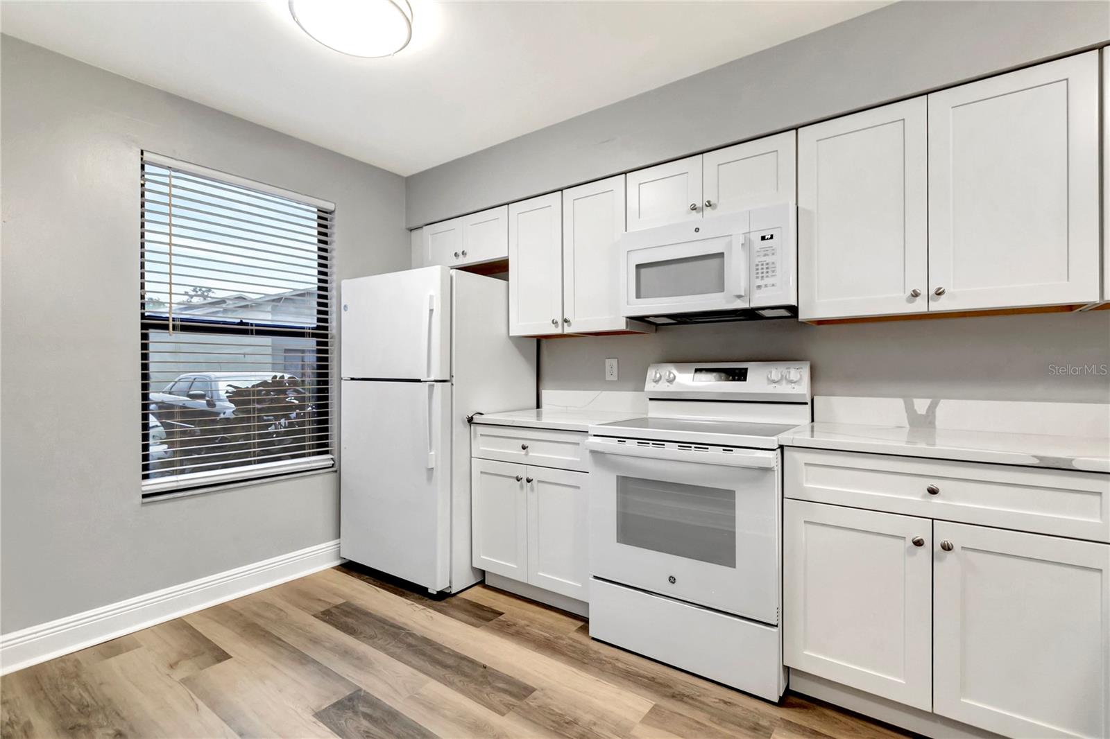 2696 60TH AVENUE TER W #10, BRADENTON, FL, 34207