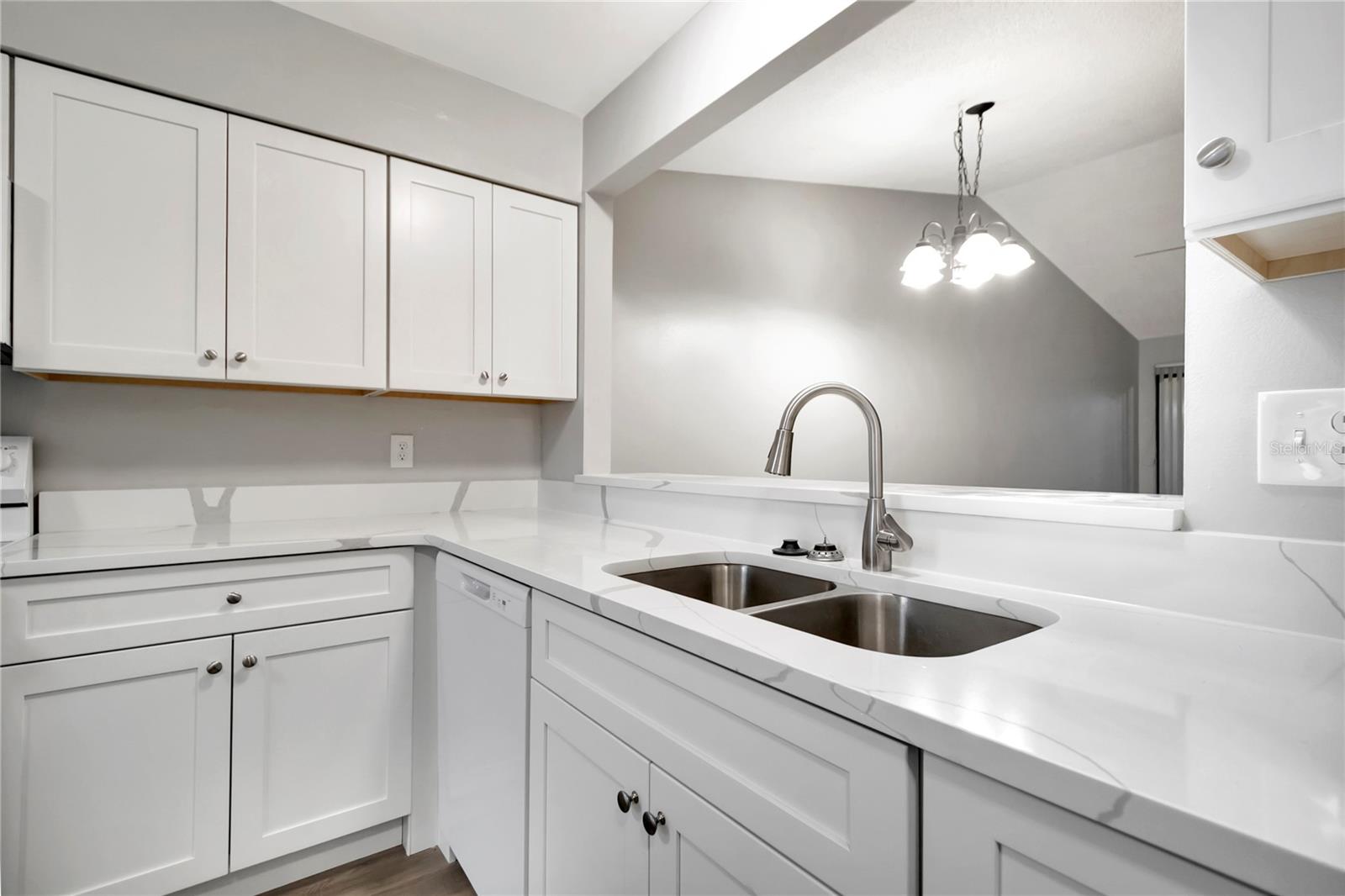 2696 60TH AVENUE TER W #10, BRADENTON, FL, 34207