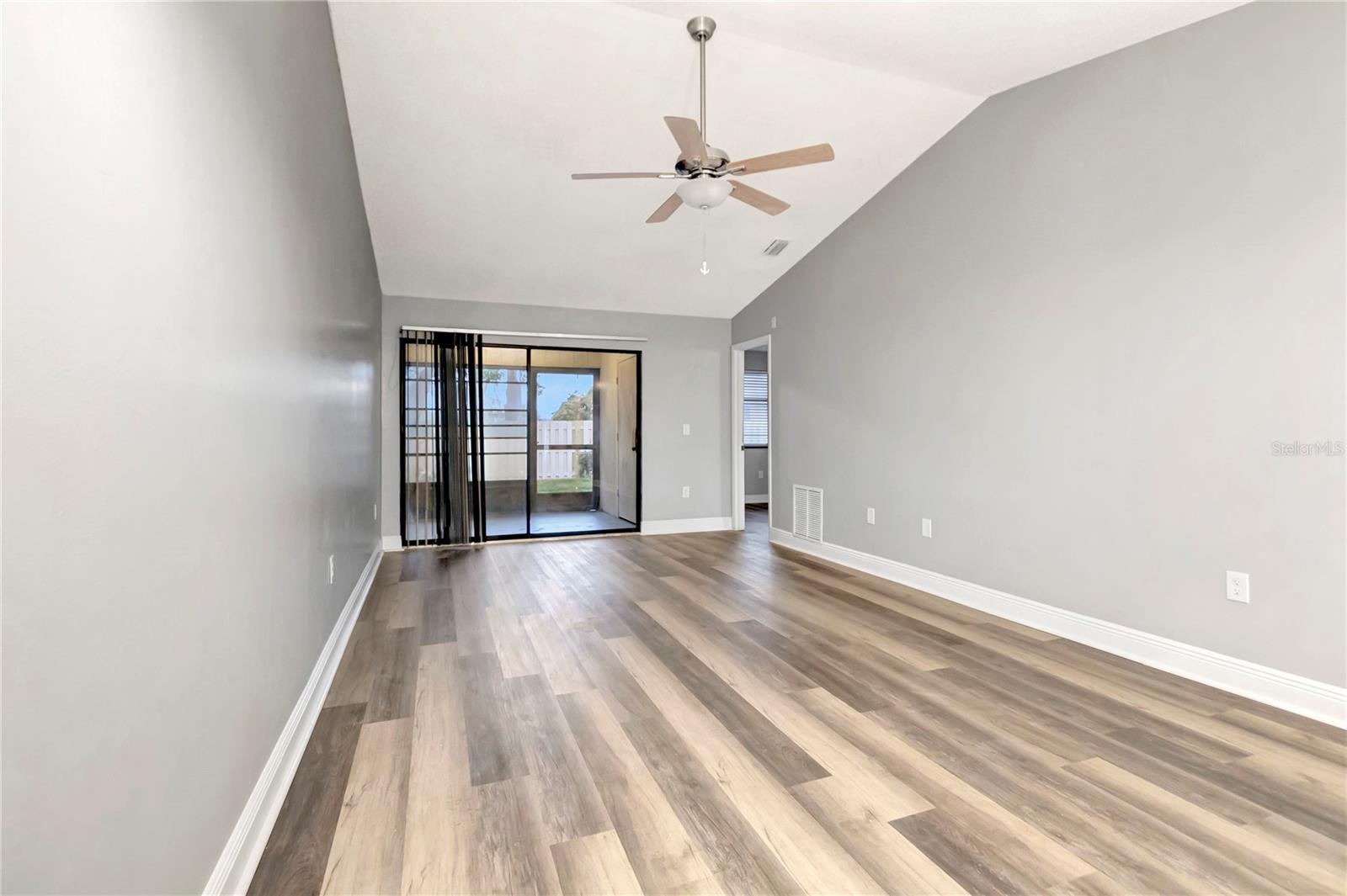 2696 60TH AVENUE TER W #10, BRADENTON, FL, 34207