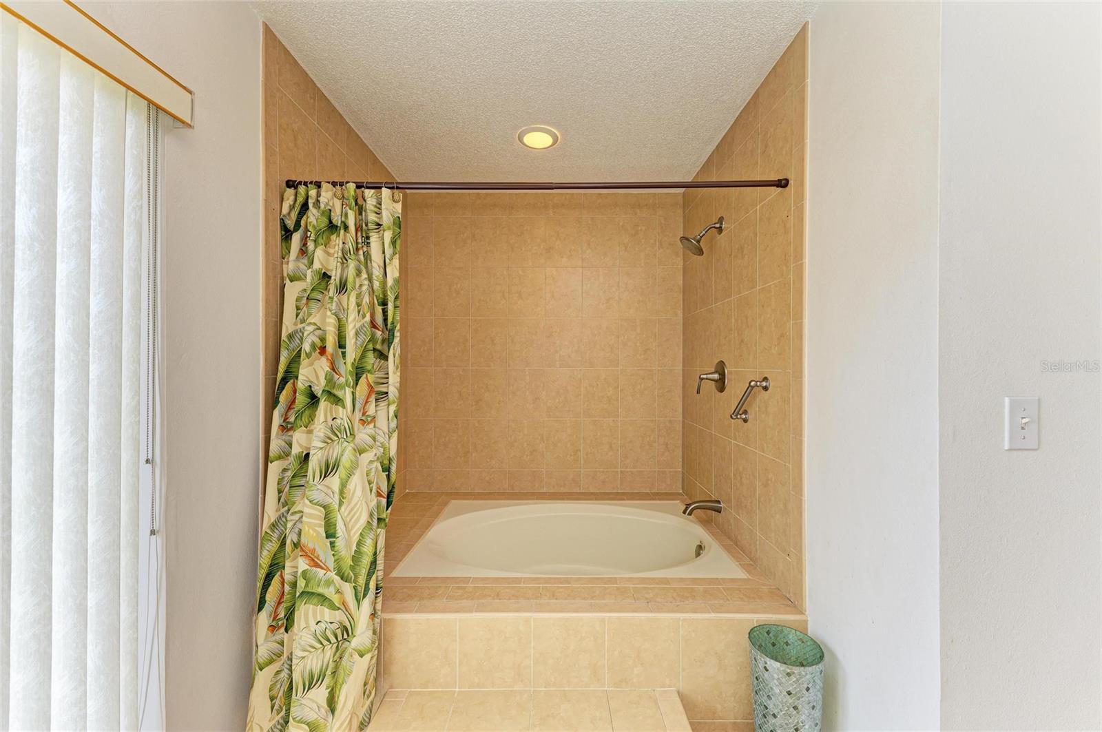 6101 34TH ST W #28E, BRADENTON, FL, 34210