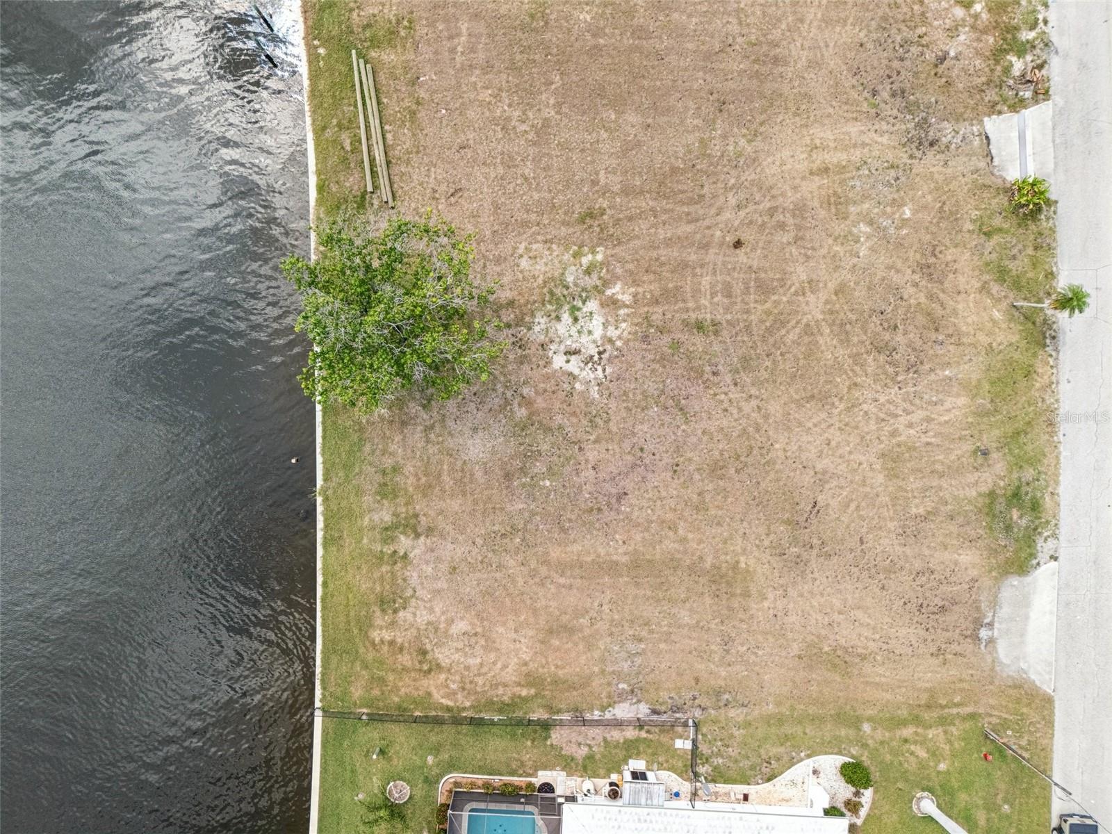 174 CRESCENT DR, PUNTA GORDA, FL, 33950