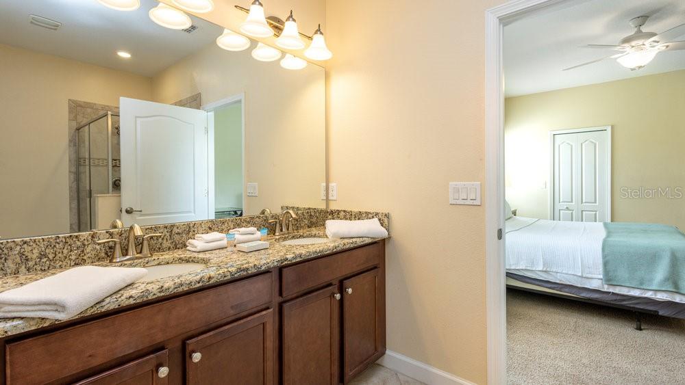 1450 ROLLING FAIRWAY DR, DAVENPORT, FL, 33896