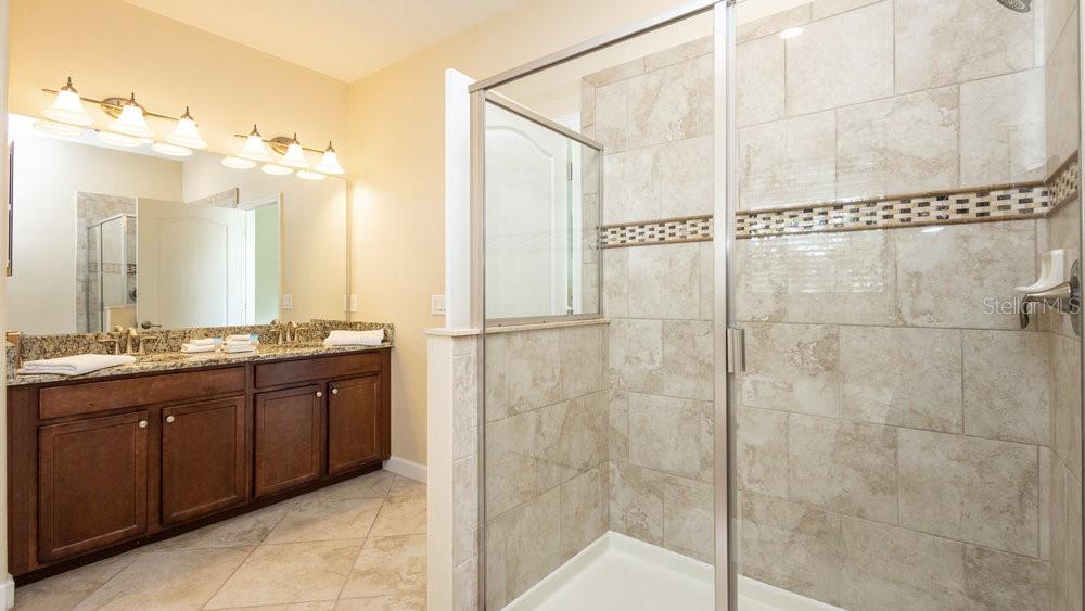 1450 ROLLING FAIRWAY DR, DAVENPORT, FL, 33896