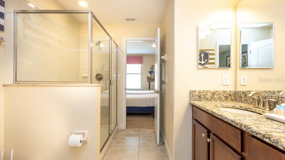 1450 ROLLING FAIRWAY DR, DAVENPORT, FL, 33896