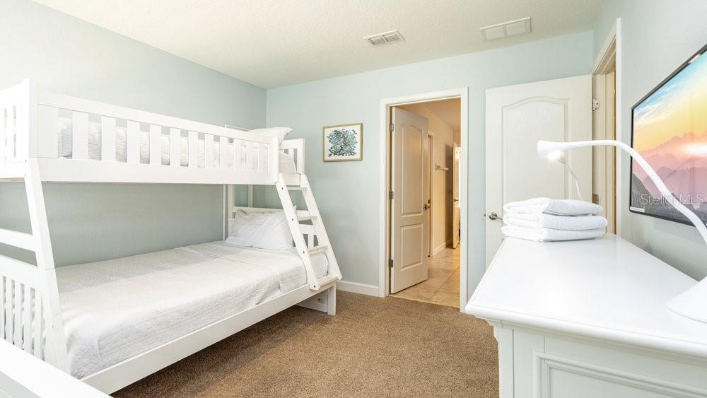 1450 ROLLING FAIRWAY DR, DAVENPORT, FL, 33896