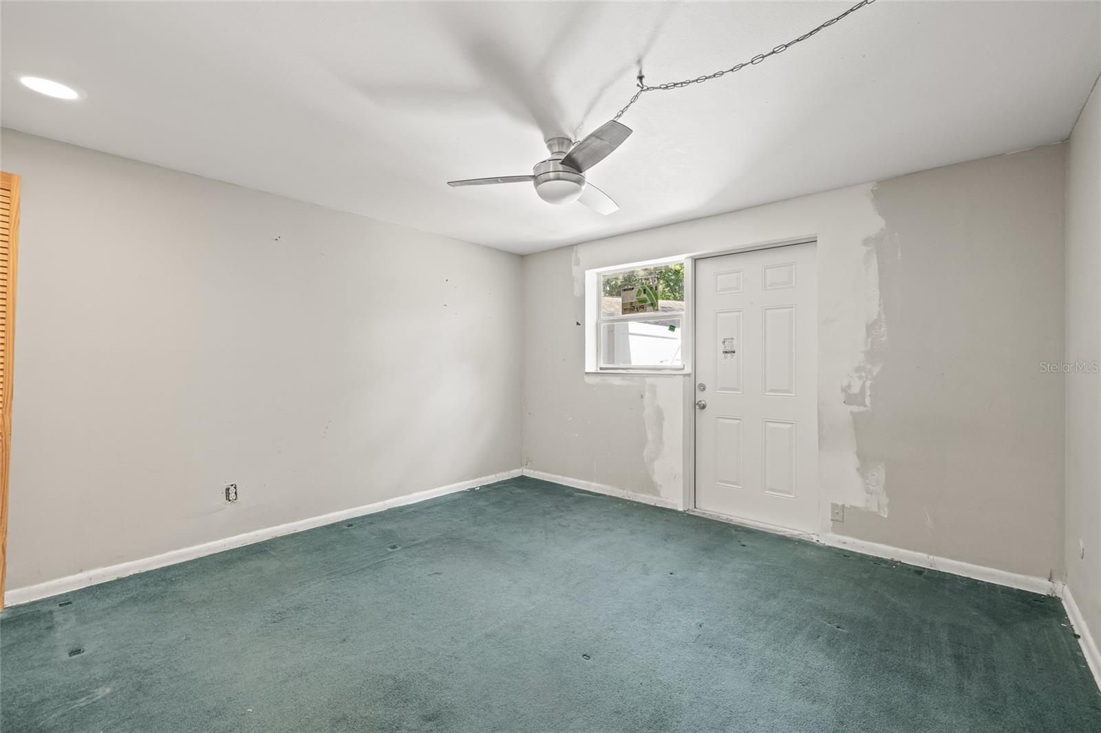 6607 LARIMER DR, TAMPA, FL, 33615