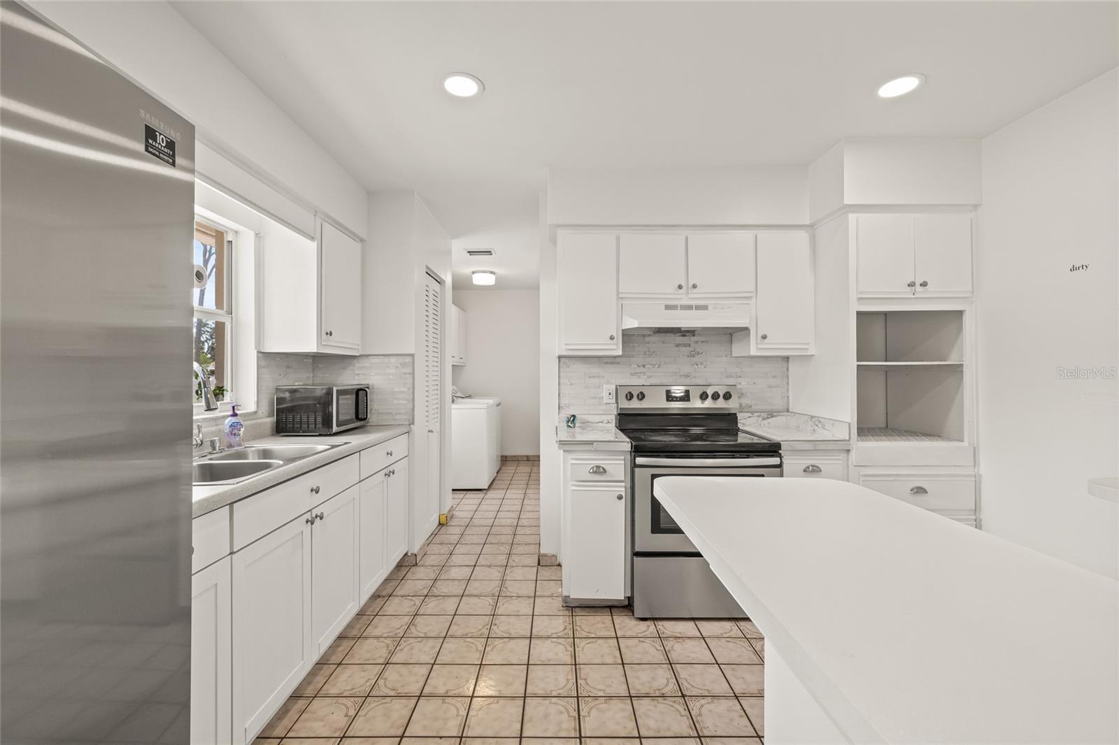 6607 LARIMER DR, TAMPA, FL, 33615