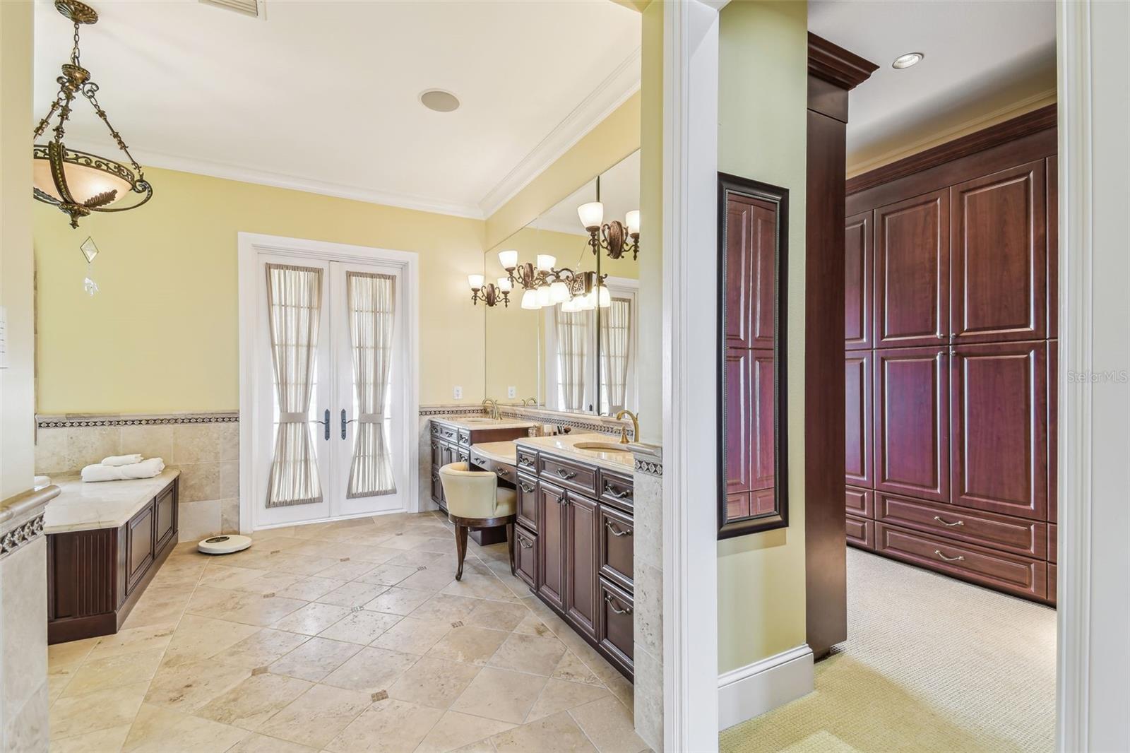 TB8383270 Property Photo