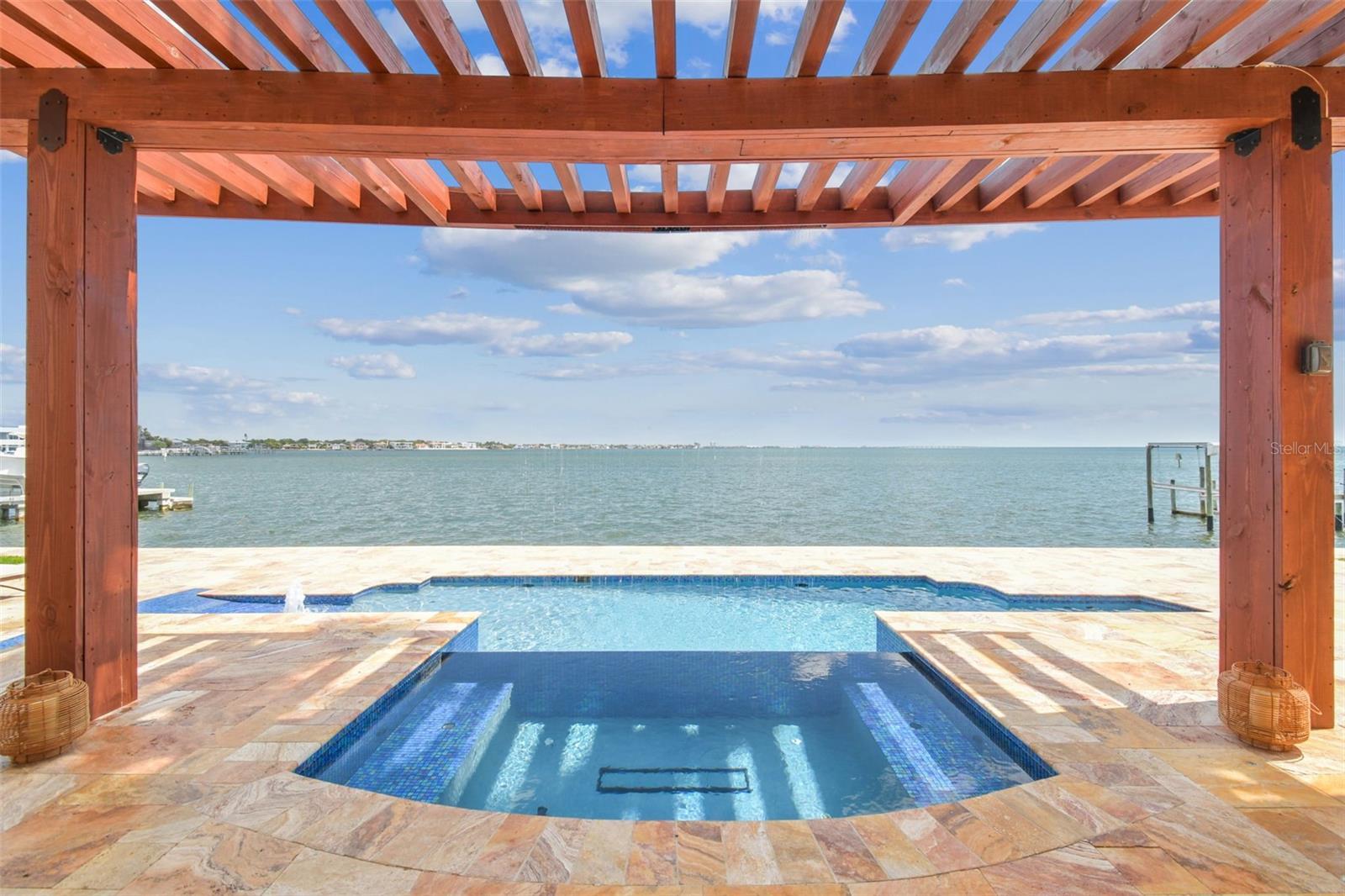 TB8383270 Property Photo