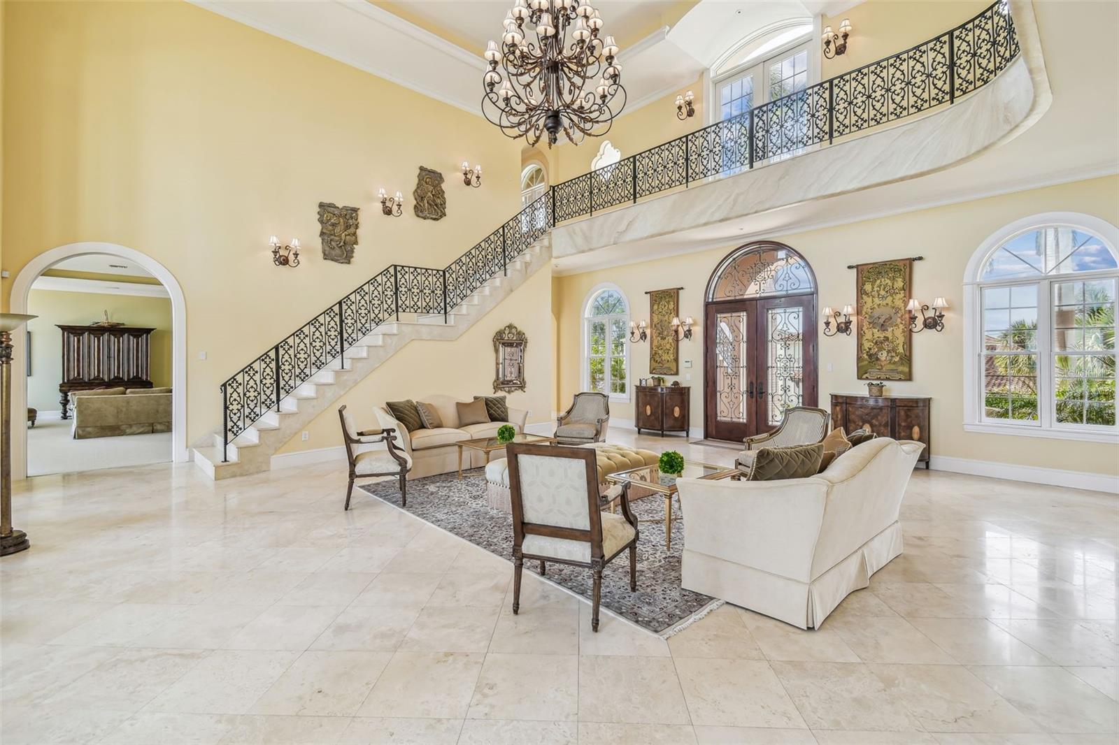 TB8383270 Property Photo