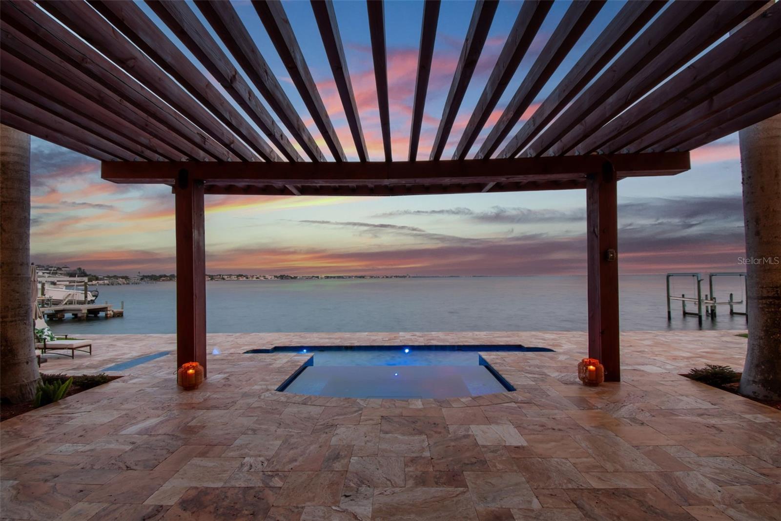 TB8383270 Property Photo