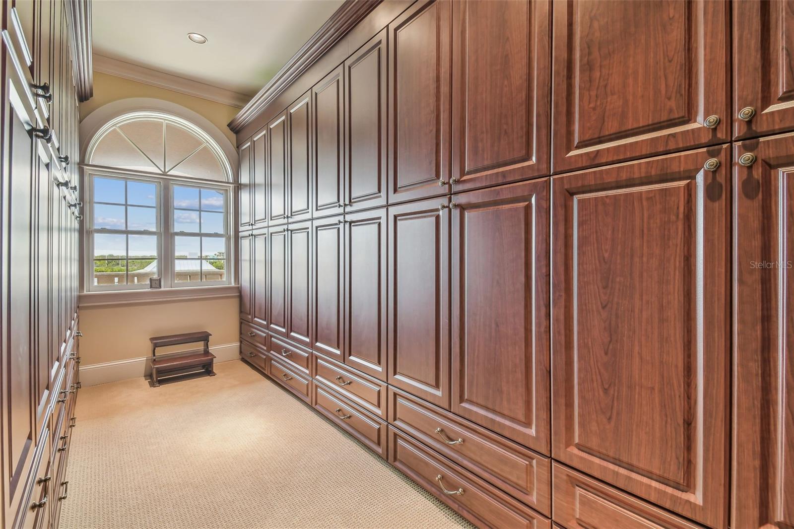 TB8383270 Property Photo