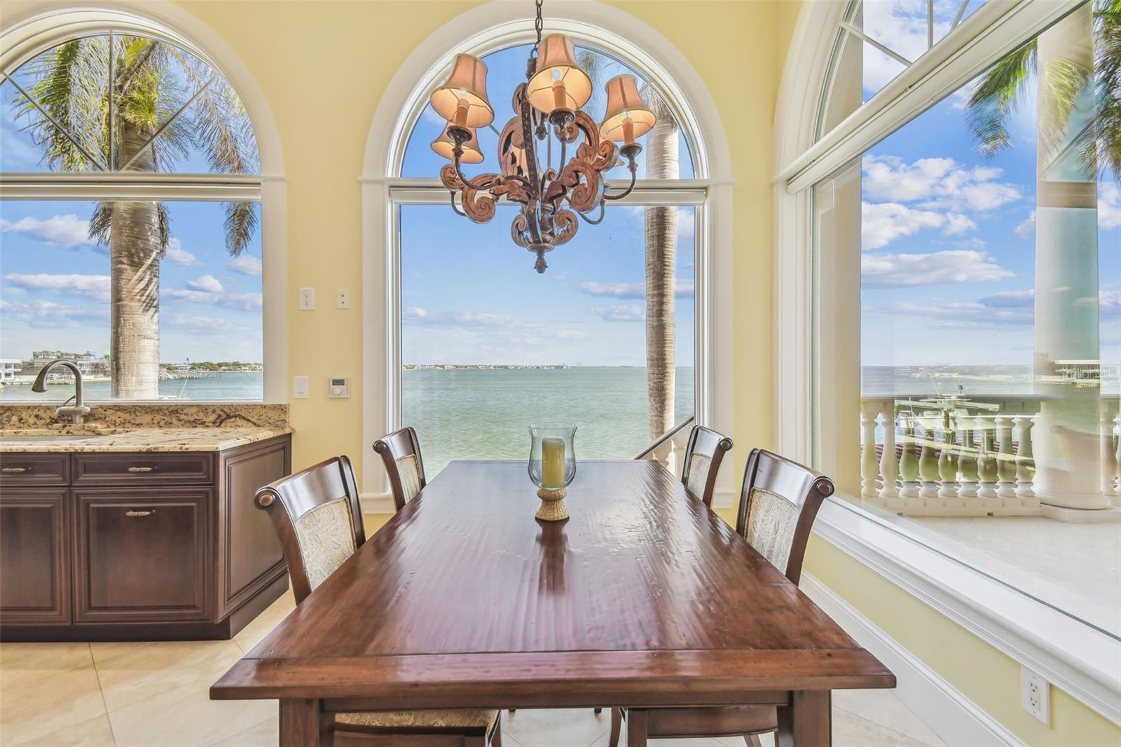 TB8383270 Property Photo