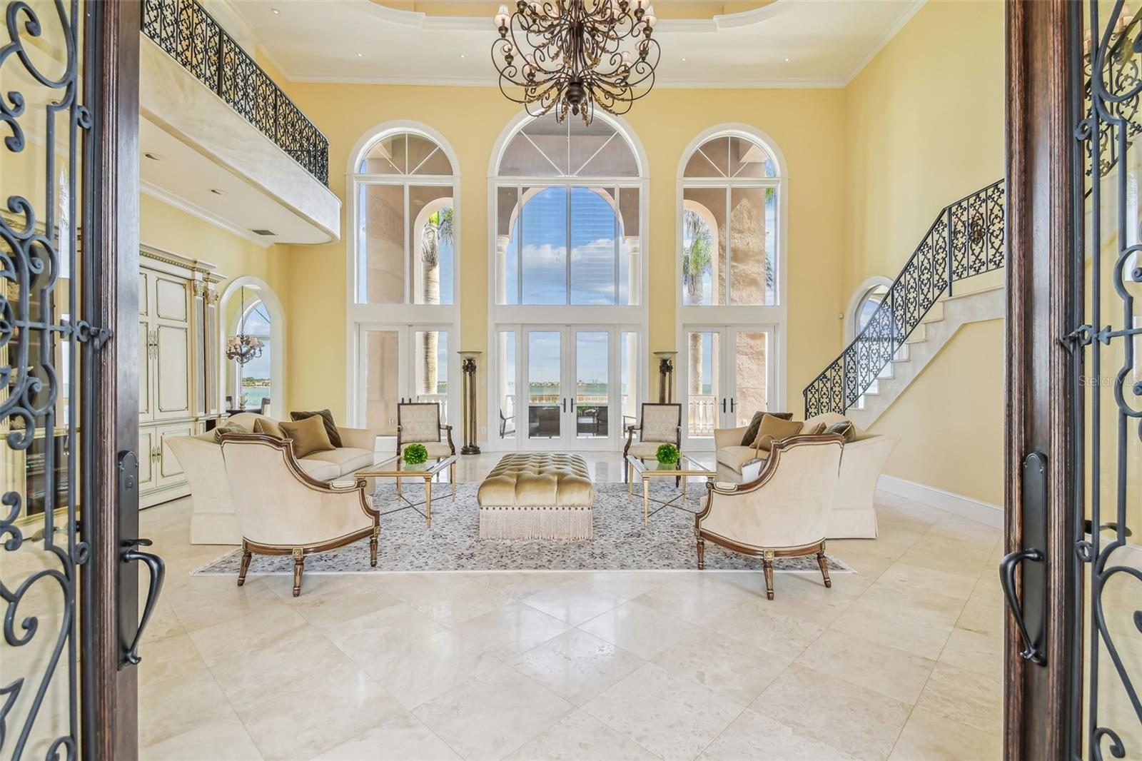 TB8383270 Property Photo