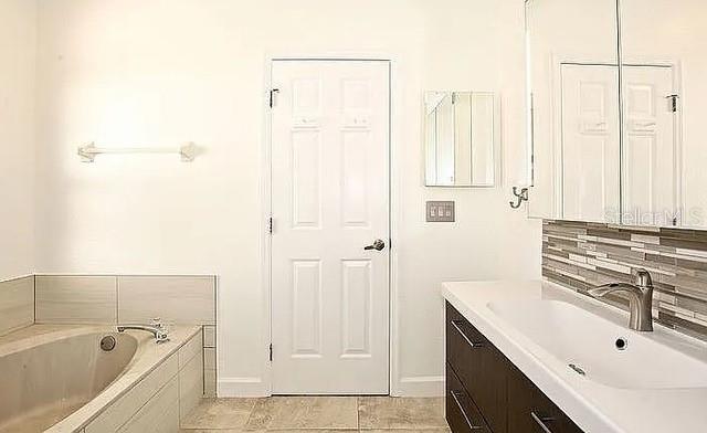 421 LEXINGDALE DR, ORLANDO, FL, 32828