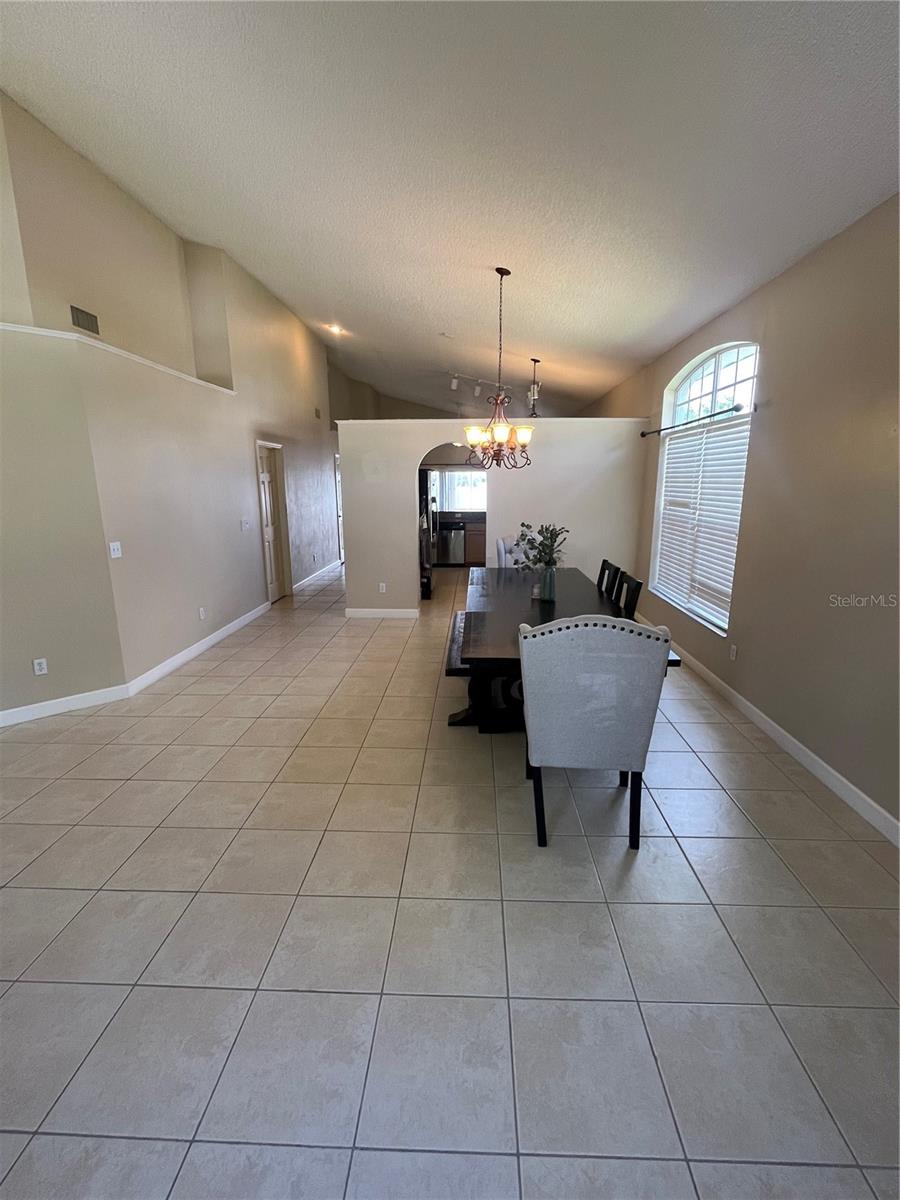 421 LEXINGDALE DR, ORLANDO, FL, 32828