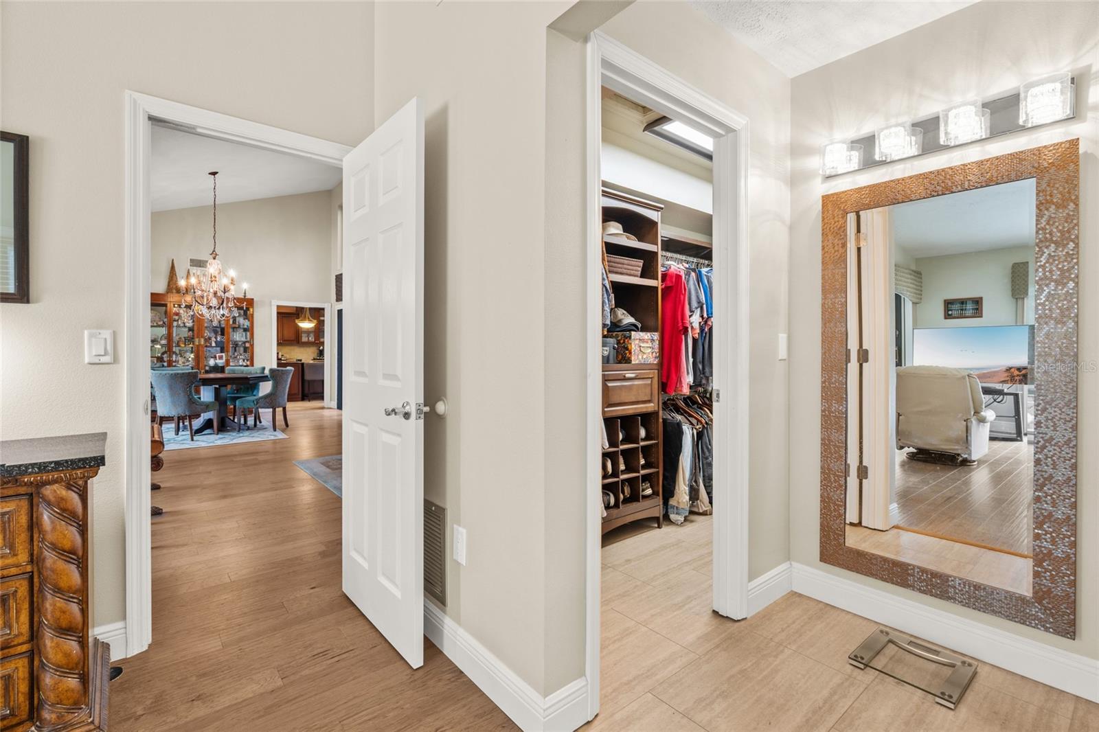 140 COWPEN LN, SARASOTA, FL, 34240