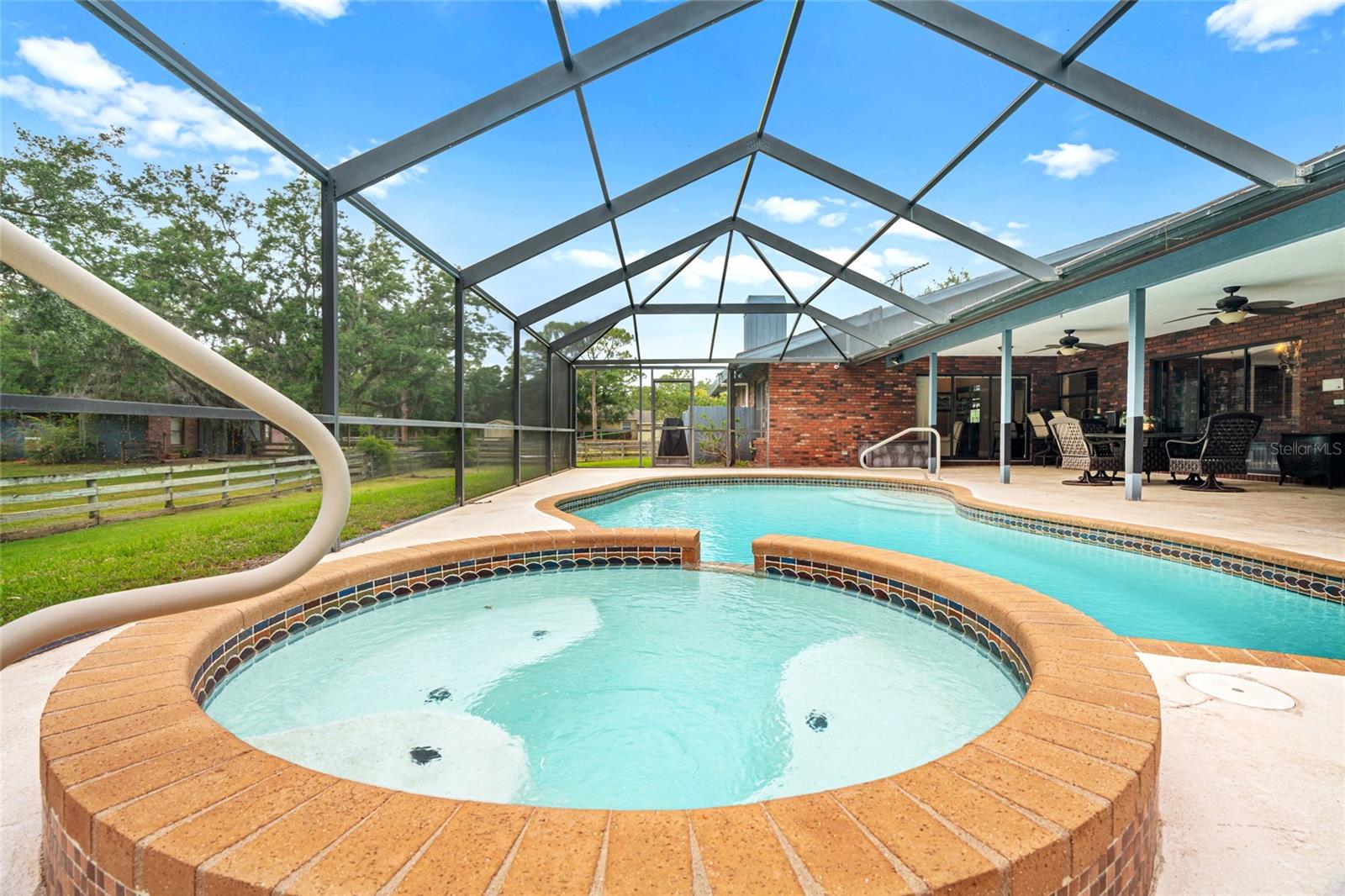 140 COWPEN LN, SARASOTA, FL, 34240