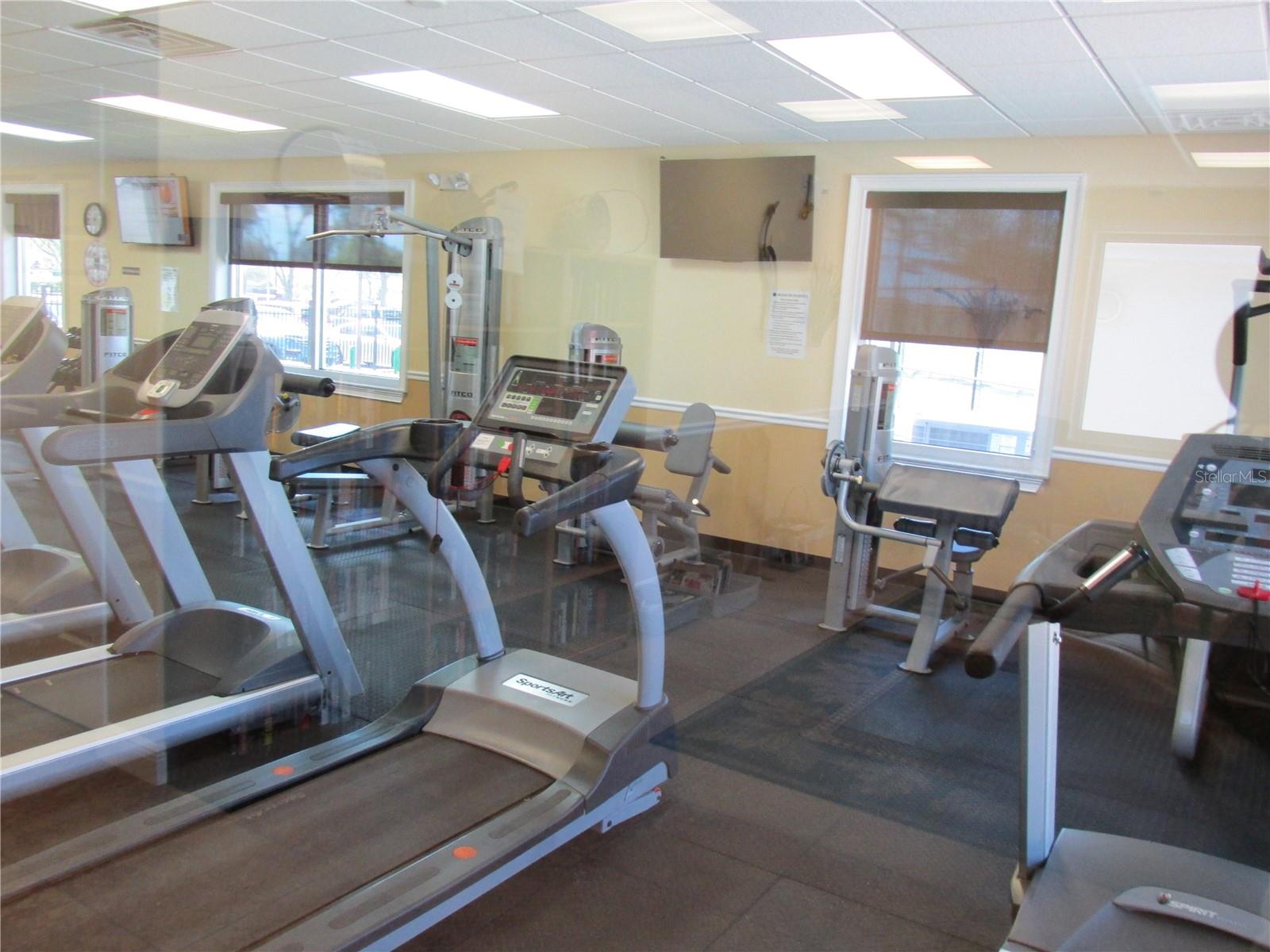 1524 MAXIMILIAN DR, WESLEY CHAPEL, FL, 33543