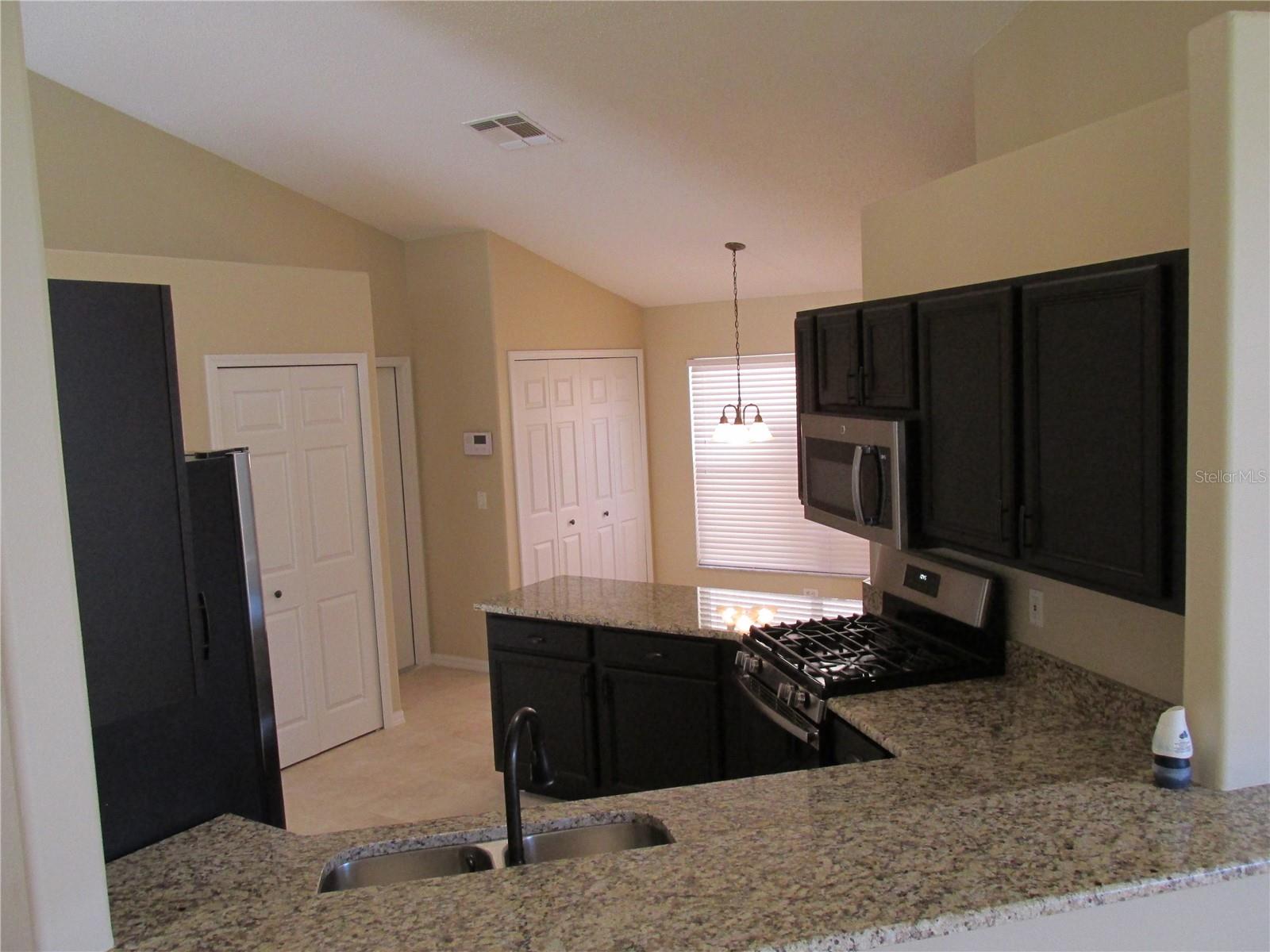 1524 MAXIMILIAN DR, WESLEY CHAPEL, FL, 33543